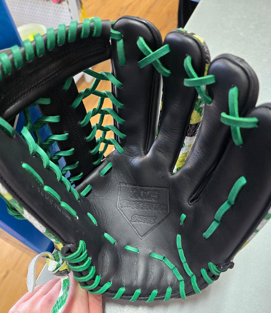 Hester 2025 First Edition Series 12.5" Outfield Glove - RHT